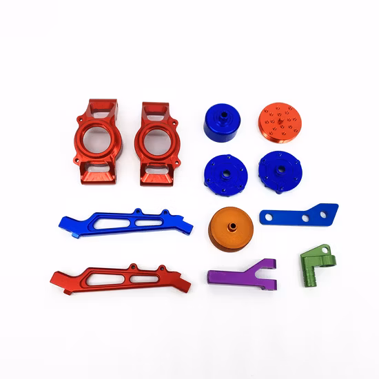 カスタム鍛造トラック部品高精度 CNC 機械加工旋削フライス研磨コーティング透明陽極酸化チタン合金部品サービス